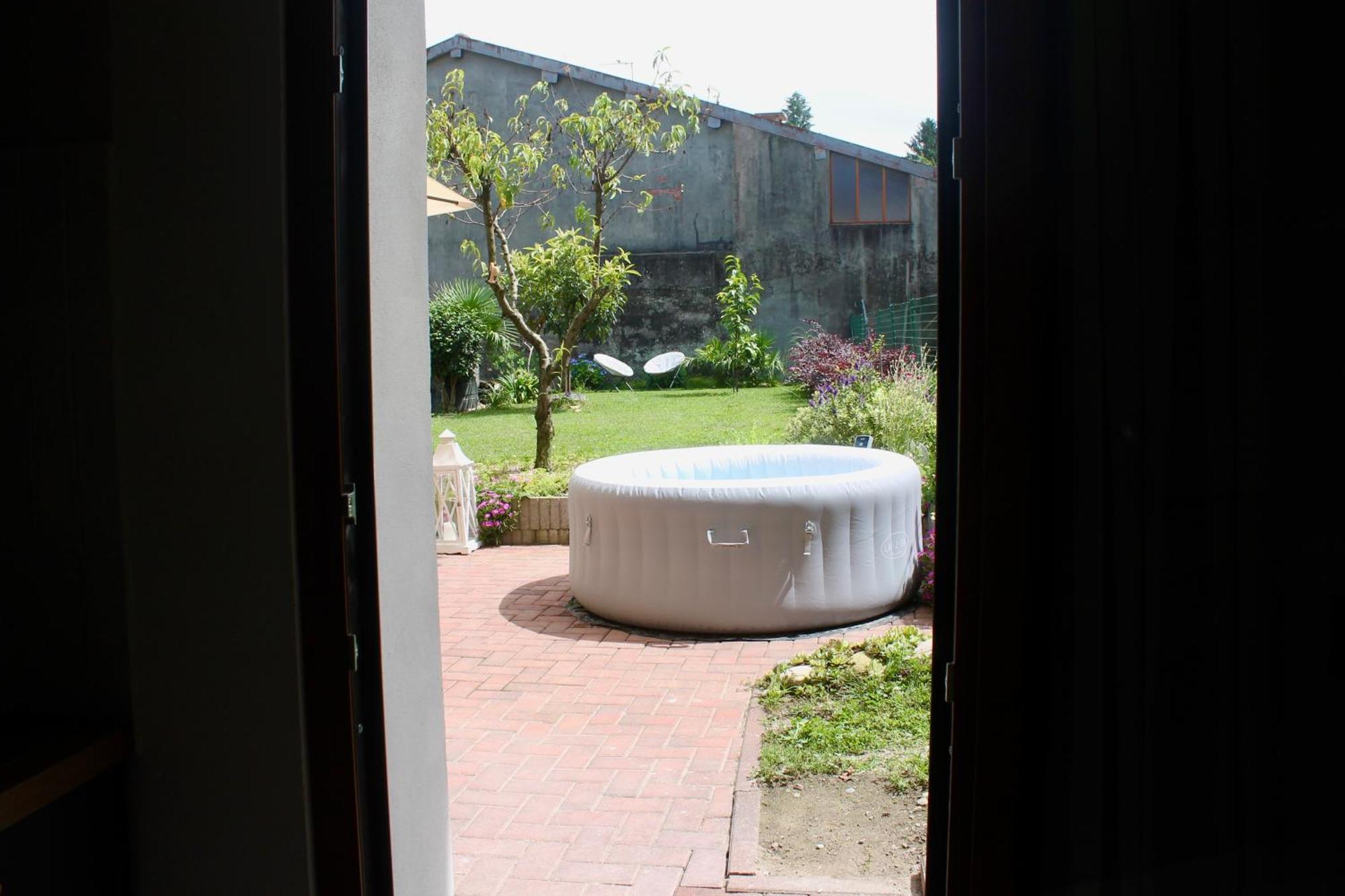 Il Cortile Del Borgo Villa Borgo Ticino Exterior foto